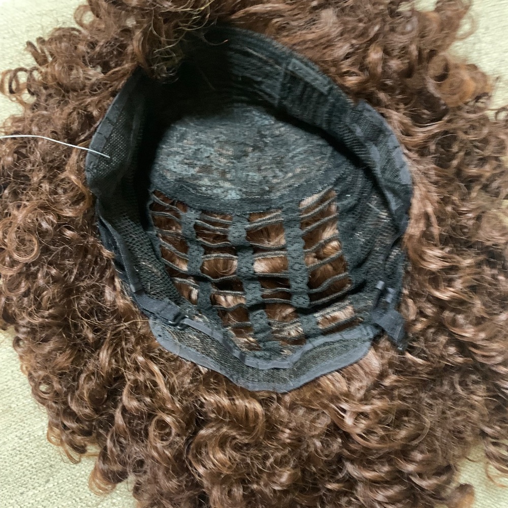 Wig - Picture 4 of 4